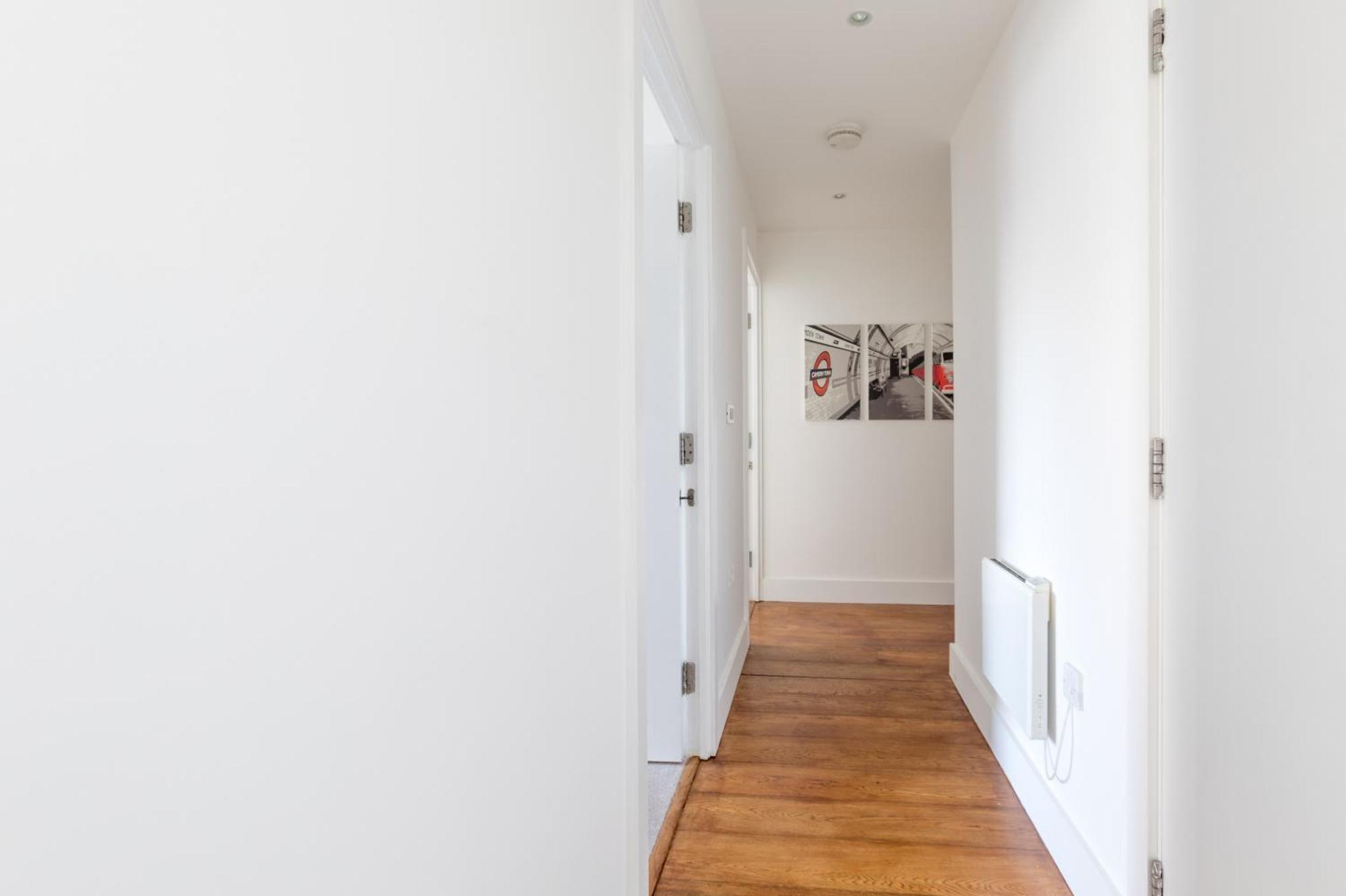 Luxury 2-Bed Flat Parking And Close To The Tube Лондон Экстерьер фото